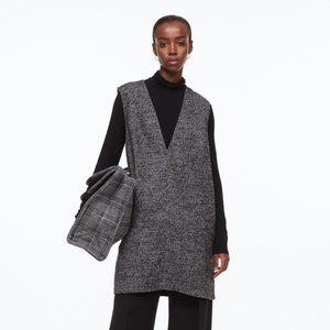 H&M V-Neck Herringbone Dress